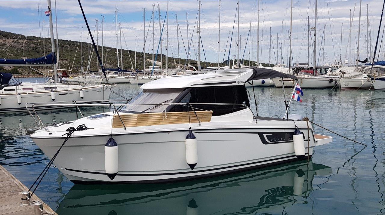 JEANNEAU MERRY FISHER 695 